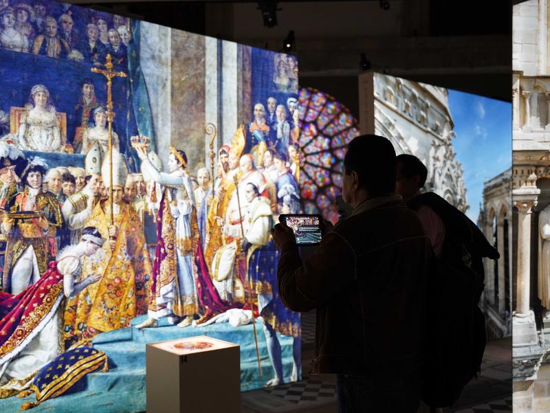 015-Notre-Dame-de-Paris-The-Augmented-Exhibition Mexico.jpg