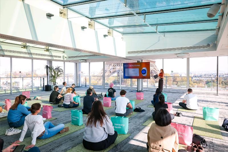 001-Samsung-Powered-Three-Days-of-Wellness-Running-and-Skateboarding-in-Paris-With-Wearable-Technologies-Newsbody.jpg