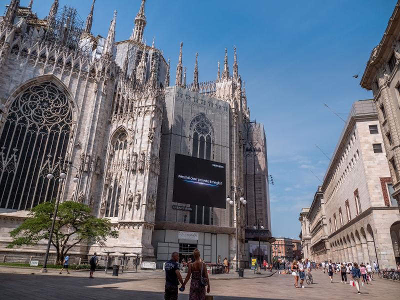 004_milano_piazza_del_duomo.jpg