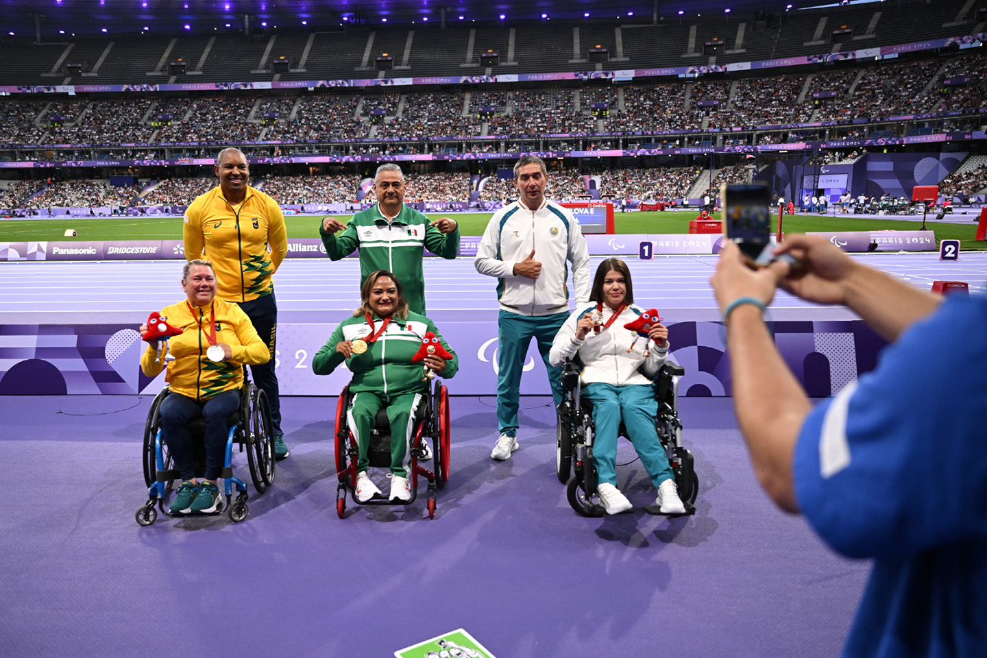 Paralympic-Victory-Selfie