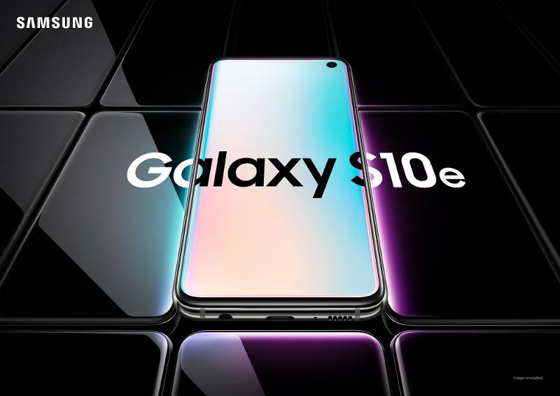 08_galaxys10e_KV_white_2p_rgb.jpg