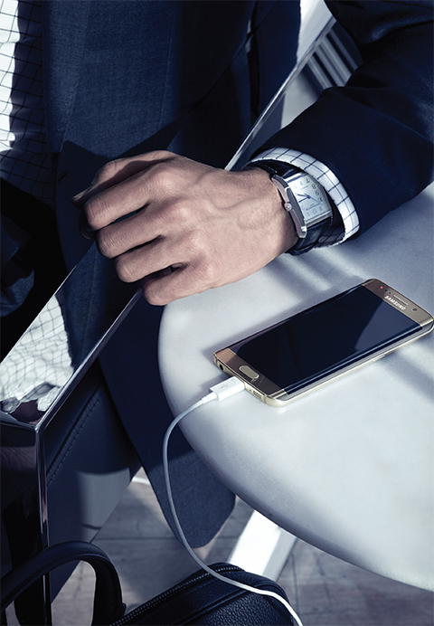 Samsung Partners with GQ to Create Global Fashion Native Campaign Featuring Samsung Galaxy S6 and S6 edge