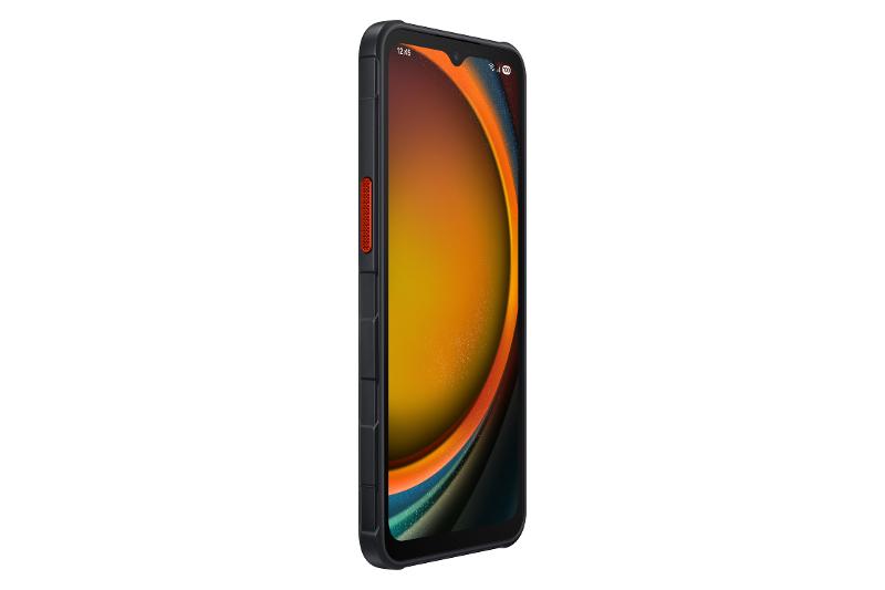 005-galaxy-xcover7-pro-black-frontl45.jpg