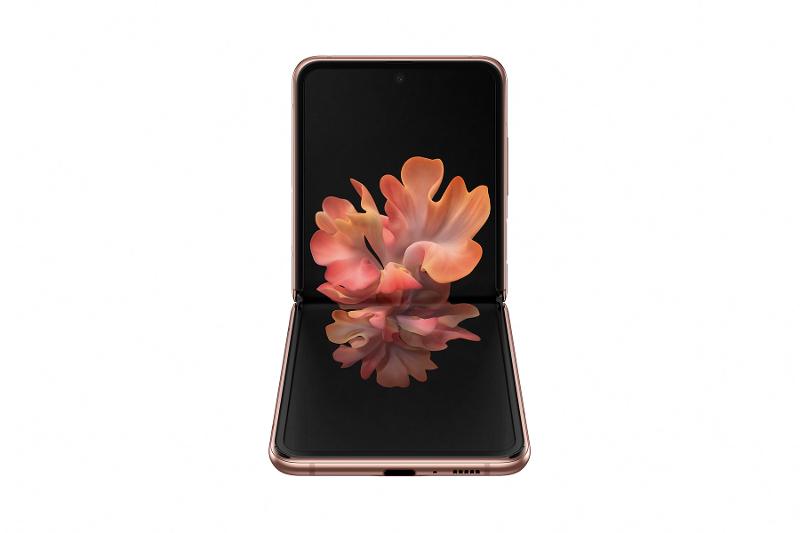 003_galaxyzflip5g_mystic_bronze_front_table_top-4.jpg