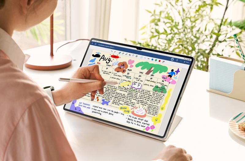 Samsung takes on the Apple Pencil with the S Pen Creator Edition