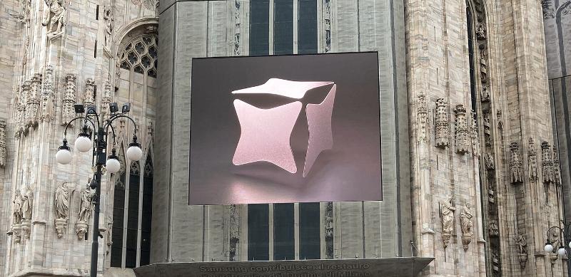 001-Galaxy-Unpacked-2024-Invitation-OOH-Milan.jpg