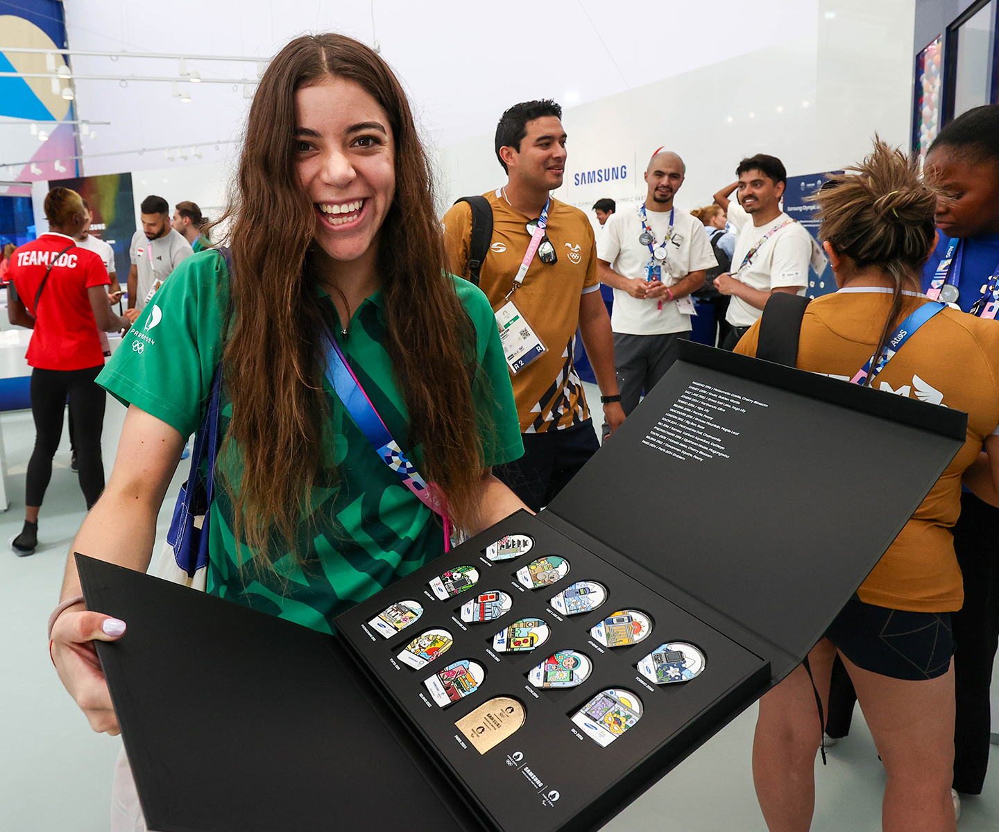 Imagen del reportaje París 2024: los miembros del equipo Samsung Galaxy se reúnen en el Olympic™ en Samsung | Village Plaza