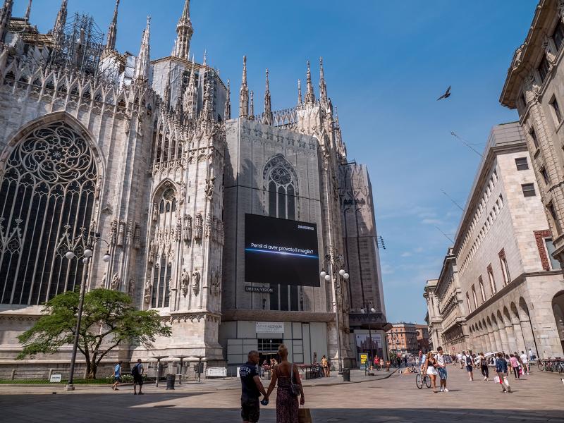 005_milano_piazza_del_duomo.jpg