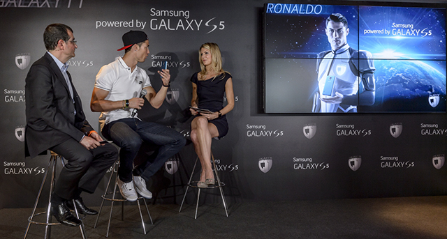 Samsung Releases New Football-themed Galaxy 11 Campaign Video Featuring Samsung Galaxy S5, Gear 2 and Fit