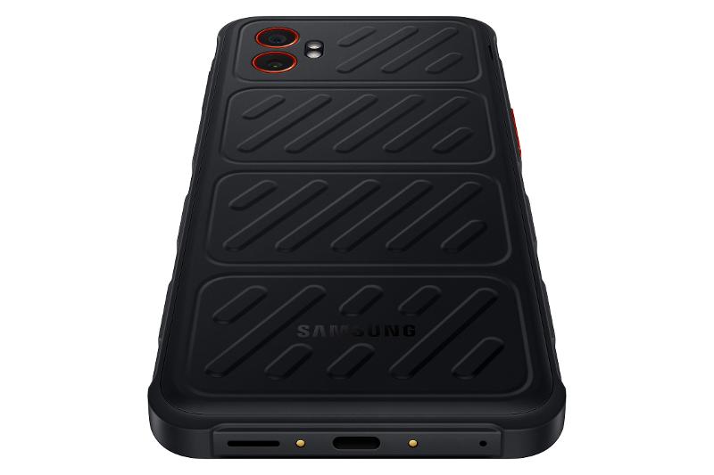 021-galaxy-xcover7-pro-black-backdynamic3.jpg