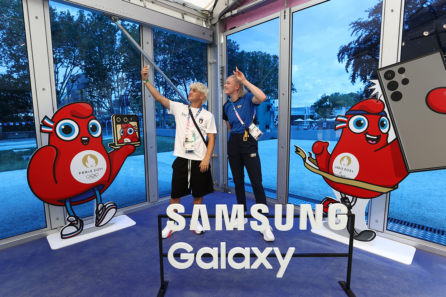 Imagen del reportaje París 2024: los miembros del equipo Samsung Galaxy se reúnen en el Olympic™ en Samsung | Village Plaza