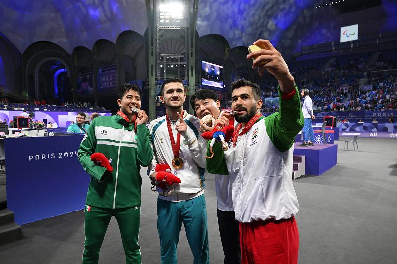 Paralympic-Victory-Selfie-News-Thumb.jpg