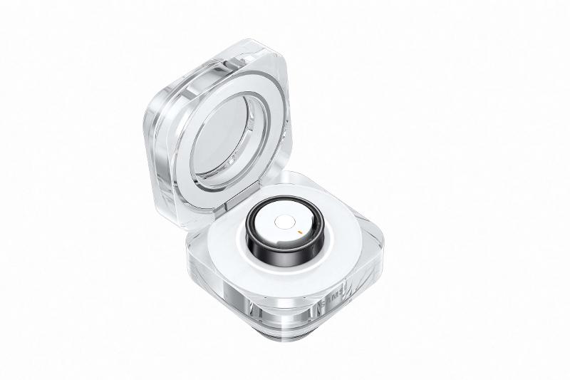 007-galaxy-ring-titaniumblack-charging-case-open-combination.jpg