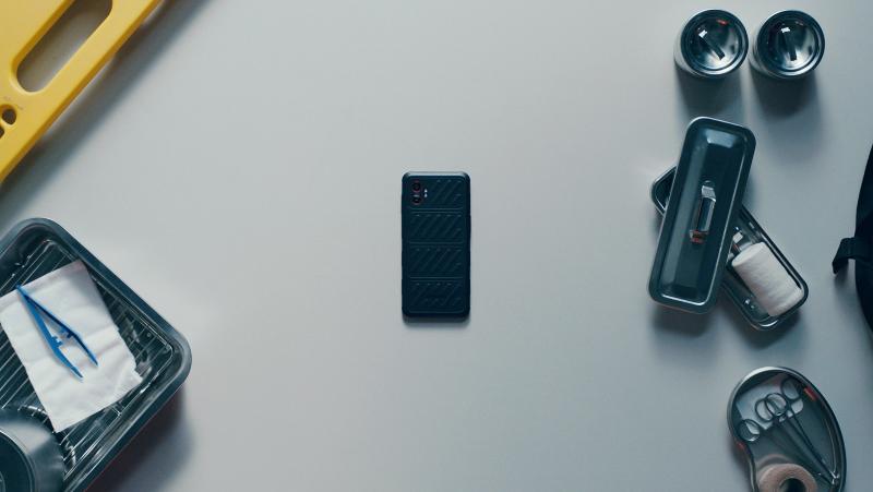 006-product-vertical-healthcare-galaxy-xcover7-pro.jpg