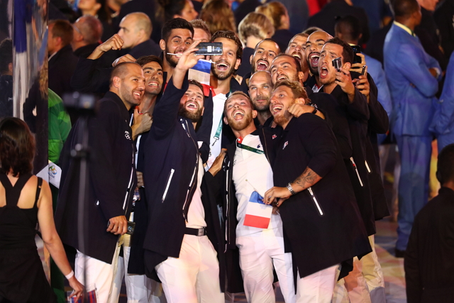 Olympians Capture the Excitement of the Rio 2016 Olympic Games Opening Ceremony through the Samsung Galaxy S7 edge Olympic Games Limited Edition