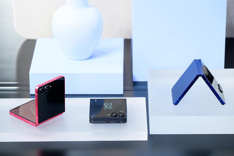 009-Galaxy-Unpacked-2025-A-First-Look-at-the-Galaxy-Z-Flip7-Refining-the-Pocketable-Foldable-Thumbnail.jpg