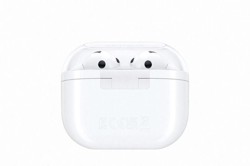 018-galaxy-buds3pro-white-case-back.jpg