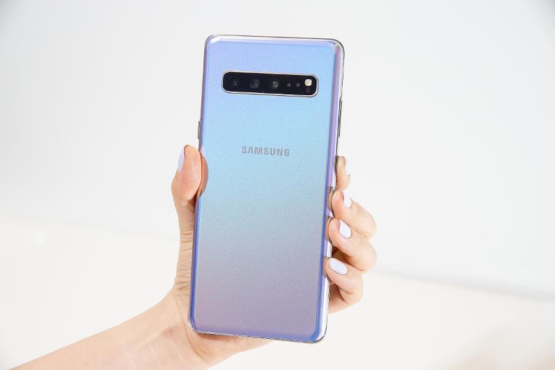 1-2.-Galaxy-S10-5G-design-2.jpg