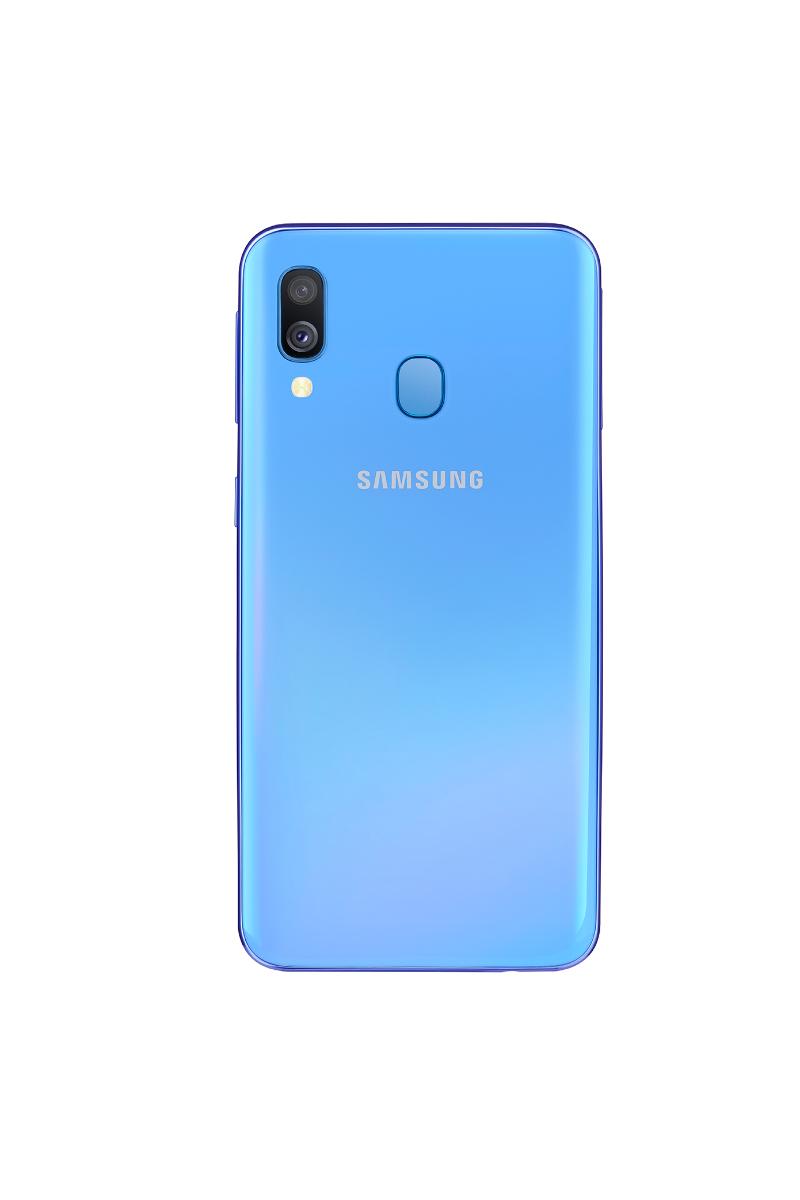 18 Samsung Galaxy A40 Images, Stock Photos, 3D objects, & Vectors